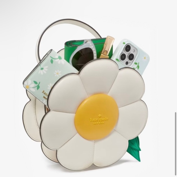 Kate Spade Day Tripper 3D Daisy Crossbody, novelty, limited edition, collectible - Picture 7 of 8
